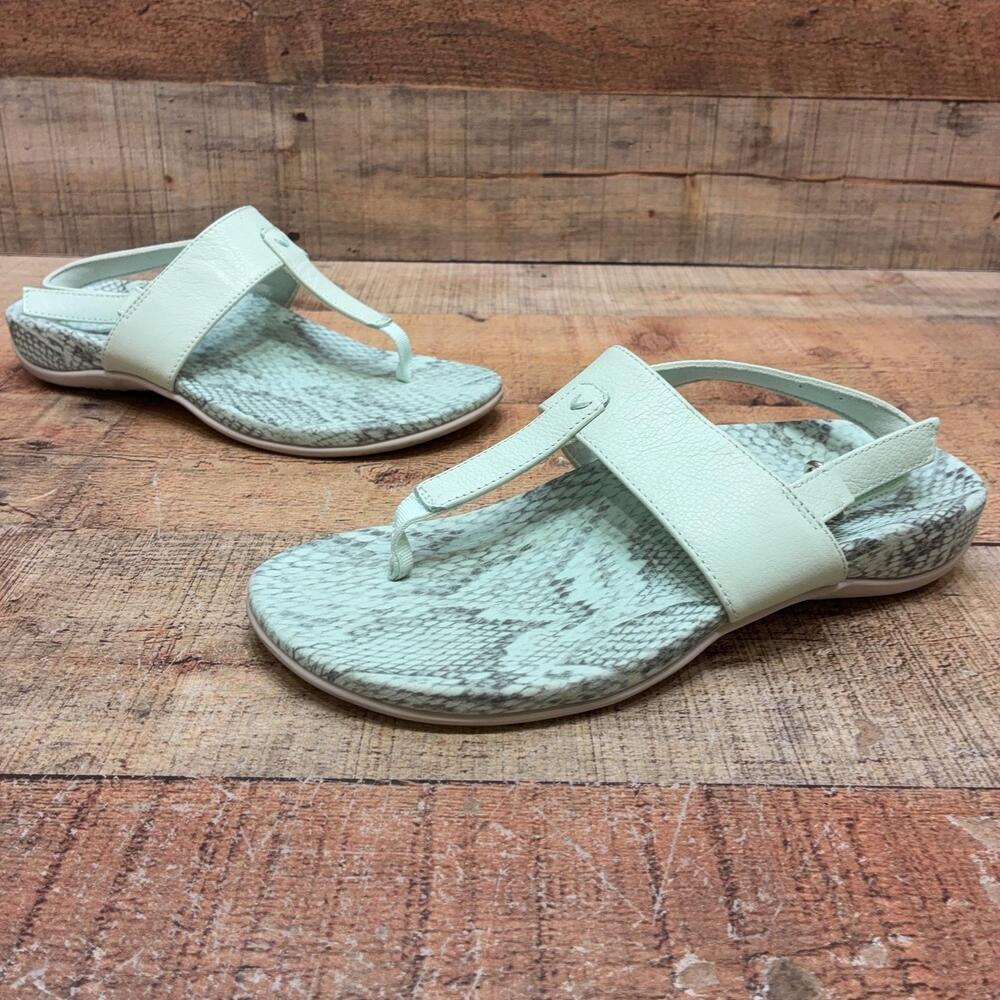 Vionic TALA TVW5651 Sandals Womens Size 6 wide 37 Leather Thong Comfort Shoes